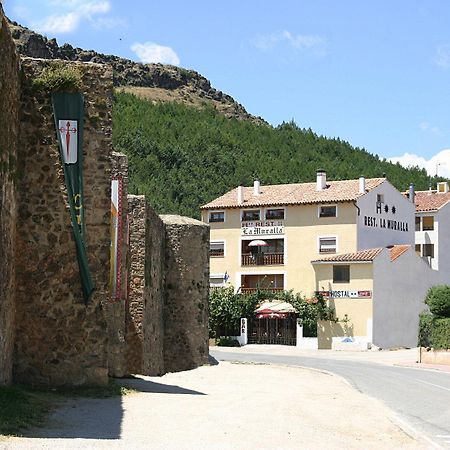 Hostal Restaurante La Muralla Canete (Cuenca) Exterior foto
