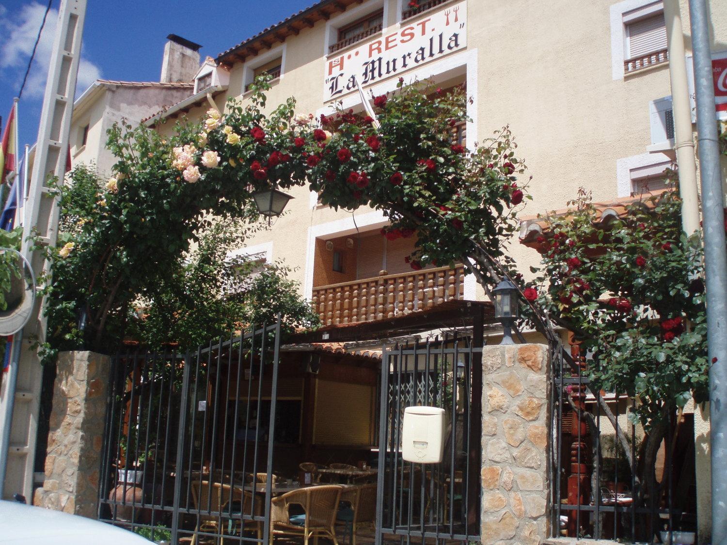 Hostal Restaurante La Muralla Canete (Cuenca) Exterior foto